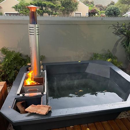 Seven On Flora- Hot Tub, Modern With Amazing Outside Area Villa Hermanus Exteriör bild